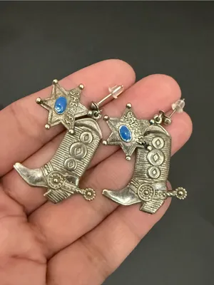 Vintage Style Silver-tone Cowboy Boots Sheriff Dangle Earrings thumbnail 8
