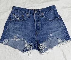 Levi's 501 Distressed Cutoff Denim Shorts Ripped Light‎ Wash Womens Size 26 thumbnail 1