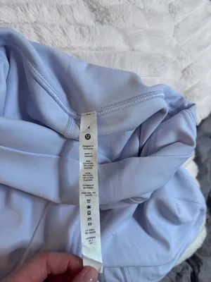 Lululemon NWOT HR 6” Shorts Size 4 thumbnail 4