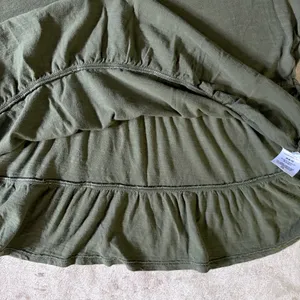 Time And Tru Womens Tiered Ruffle Blouse - Olive Green Short Sleeve Shirt thumbnail 7