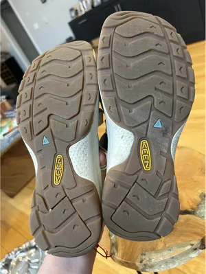 Keen Beige Outdoor Sport Sandals with Adjustable Bungee Laces Sz 8.5 thumbnail 4