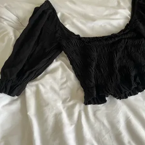 Black urban outfitter top with bell sleeves thumbnail 2