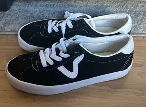 Vans sneakers thumbnail 1