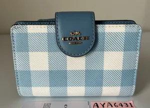 Coach Wallet thumbnail 1