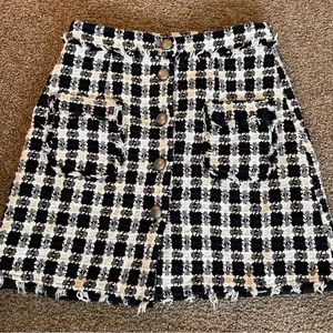Zara Black and Cream Tweed Button-Front Mini Skirt thumbnail 1