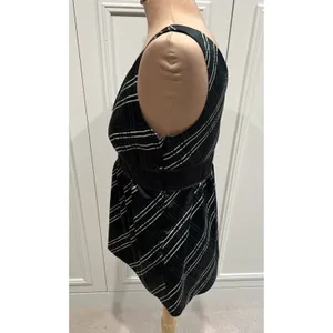 New York &‎ Co Plaid Sleeveless Babydoll Top Black Green Holiday Dark Academia 6 thumbnail 5