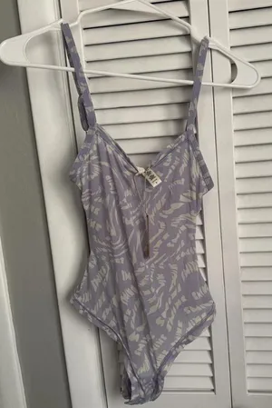 SKIMS Summer Mesh Bodysuit Lilac Swirl Size Small NWT thumbnail 1