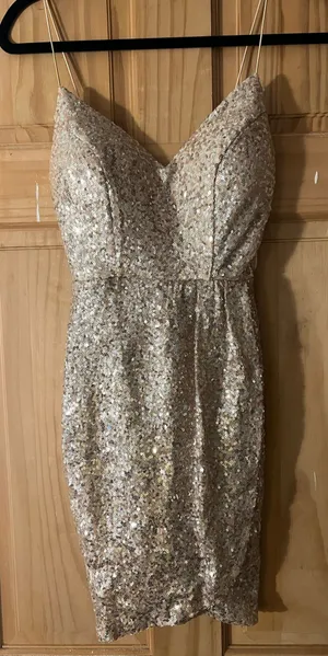 B Darlin Rose gold sequin dress thumbnail 1
