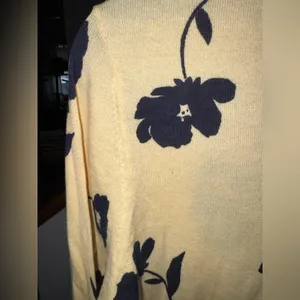 Ann Taylor Cream and Navy Floral Cardigan thumbnail 3
