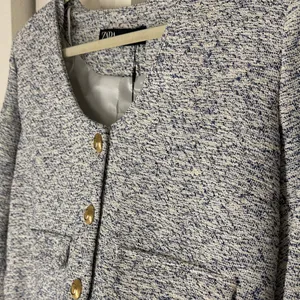 Zara Textured Blazer thumbnail 4