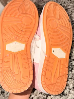 Women’s Pink and White Star Detail Sneakers thumbnail 8