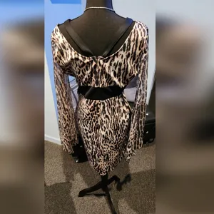 Cheetah Print Cold-Shoulder Dress Size: L VENUS thumbnail 2