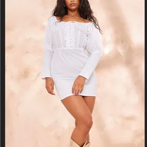 PrettyLittleThing White Long Sleeve Bodycon Dress thumbnail 4