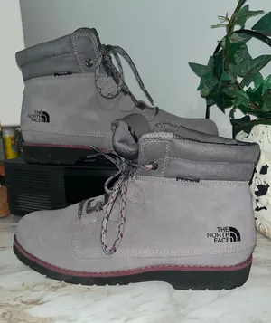 The North Face Women’sboots size 10 thumbnail 1