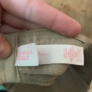 Victoria’s Secret body nude 34D lined strapless convertible bra thumbnail 3
