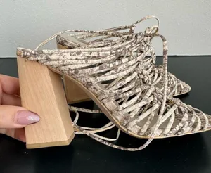 Imagine Vince Camuto Bennie Sandal Beach Vacation Block Heel Size 6 Snake Print thumbnail 2