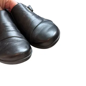 Clarks Cushion Soft Loafers Womens 6 Black Leather Slip On Wedge Comfort Shoes thumbnail 5