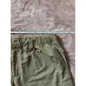 Columbia Women's Green Omni Shield Short Court Nylon Shorts Size M‎ thumbnail 8
