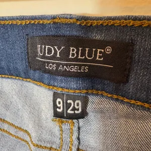 Judy Blue Distressed‎ Cuffed Skinny Jeans Size 9/29 thumbnail 7
