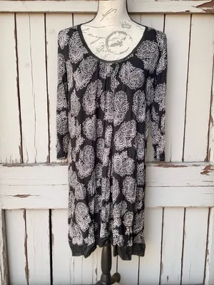 Anne Klein Long Sleeve Scoop Neck Knit Dress - M thumbnail 2