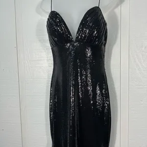 MAC DUGGAL Black Sequined Spaghetti Strap Mermaid Dress Size 4 NWOT thumbnail 5