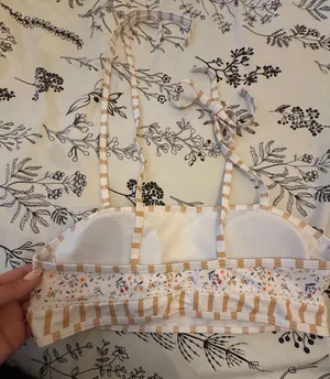 Cupshe Bikini Top thumbnail 1