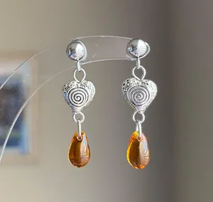 Handmade retro vintage fairy boho funky hippie style quality spiral heart dangle earrings🌀🤎🌱 thumbnail 3
