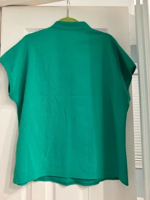 Women’s Green Blouse thumbnail 3