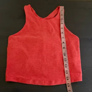Beyond Yoga Spacedye Focus Cropped Tank in Fresh Coral Size Small thumbnail 11