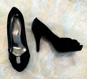 Michaelangelo size 8 m black heels pumps with sparkly accent‎ at toes peep toe thumbnail 1