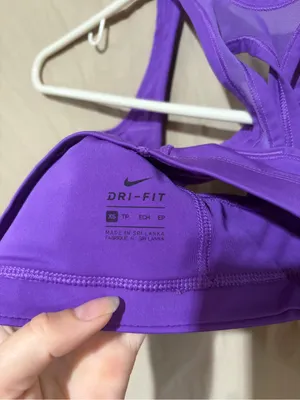 Nike sports bra thumbnail 3