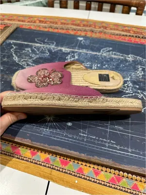 White House Black Market Floral Beaded Ombre Espadrilles – Pink Sunset – Size 7 thumbnail 7