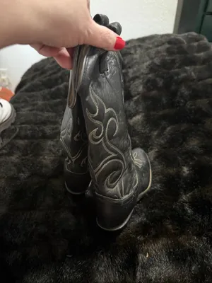Vintage 70s Acme Cowboy Boots: Black Leather, Multi-Stitch Detail, Size 6 thumbnail 3