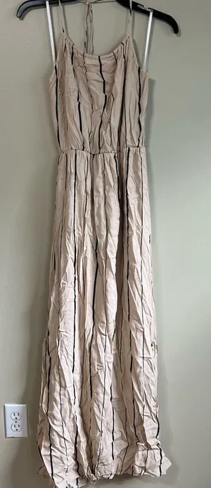 Honey punch‎ medium maxi dress thumbnail 1