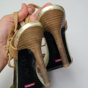 Isaac Mizrahi Isbelle Gold and Tan High Heel Sandals Size 9.5‎ thumbnail 3