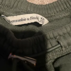 Abercrombie Sweatpants thumbnail 3