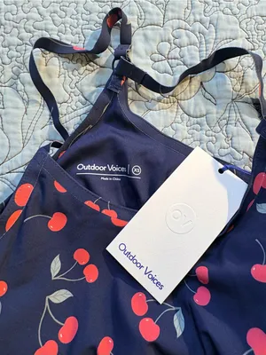 💥NWT Outdoor Voices Exercise Dress Very Cherry Navy Shorts UPF 50+ XS🧡 thumbnail 10