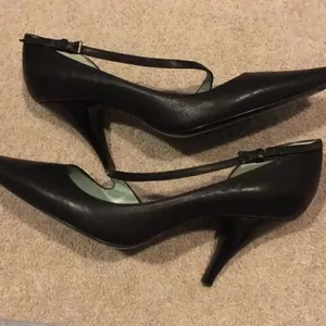 Sigerson Morrison Women’s Black Leather Pointy Toe Heels with Adjustable Strap thumbnail 3