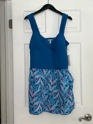 Lilly Pulitzer Luxletic Cary’s Active Romper in Barton Blue Star Gazing thumbnail 2