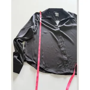Sirena Womens Black Satin Button Down Shirt Long Sleeve Blouse Size M New thumbnail 5