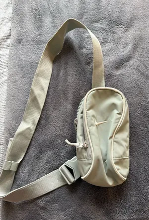 Nike mini bag thumbnail 1