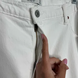Abercrombie & Fitch Curve Love The Ankle‎ Straight Ultra High Rise White 34/18 thumbnail 6