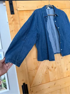 NWT a.n.a Barrel Sleeve Denim Jacket Shirt Medium Wash XL thumbnail 3
