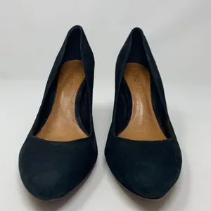 Schutz‎ Black Suede Closed Toe Classic Pumps Heels thumbnail 2