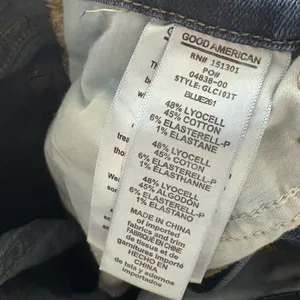 Good American Good Leg Crops‎ Size 2/26 thumbnail 7