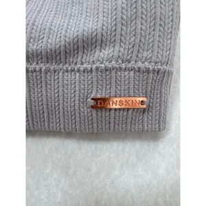 Danskin Intimates Gray Cable Knit Sports‎ Bra Adjustable Straps Medium P180-50 thumbnail 2