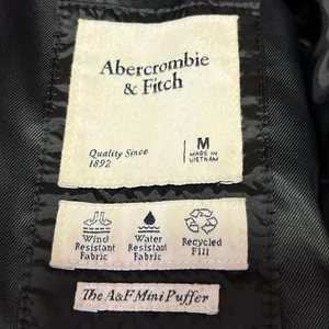 Abercrombie & Fitch Mini Puffer Women's Black High Neck Zip Up Coat Jacket Sz M thumbnail 4