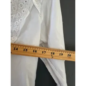Tiny Anthropologie White Eyelet Lace Button Front Long Sleeve Blouse Top Medium thumbnail 6