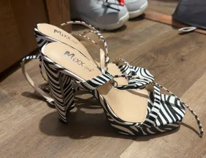 Mixx Shuz High Heel Zebra Print thumbnail 1