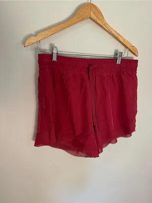 NWOT Halara Mid Rise Drawstring Contrast Mesh 2-in-1 Flowy Running Shorts 5” thumbnail 2